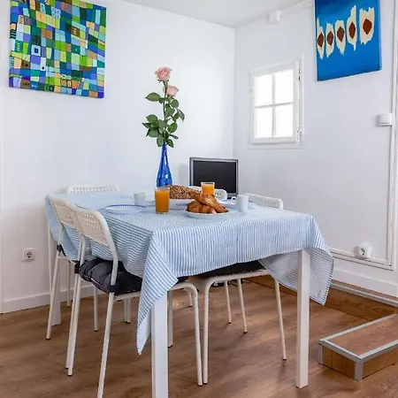 Cozy 3 Bedroom In Lively Bairro Alto Апартаменты Лиссабон