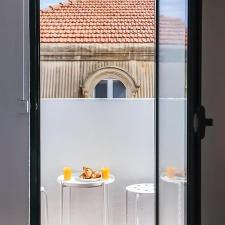 Lägenhet Cozy 3 Bedroom In Lively Bairro Alto Lisboa