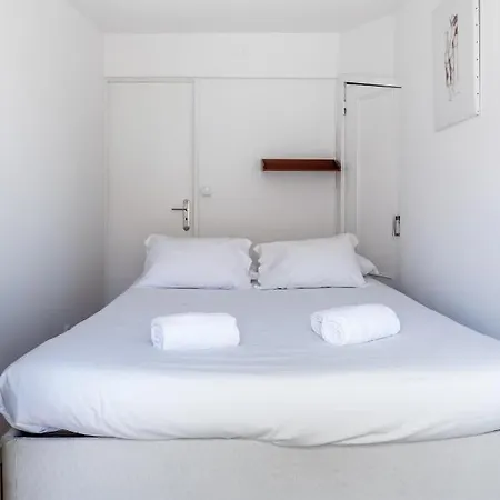 Cozy 3 Bedroom In Lively Bairro Alto