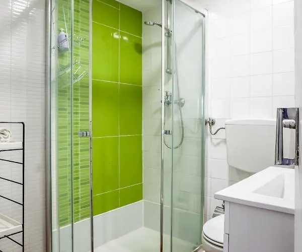 Cozy 3 Bedroom In Lively Bairro Alto * Lisboa