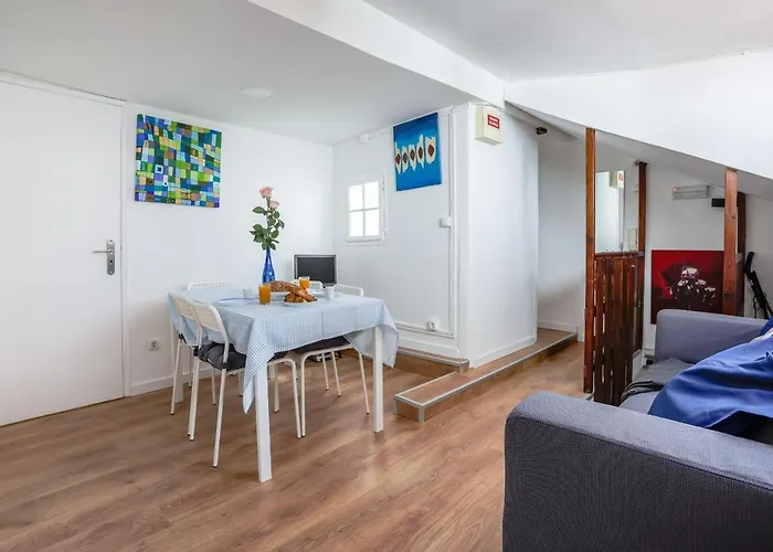Cozy 3 Bedroom In Lively Bairro Alto * Lisboa