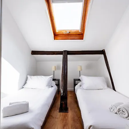 Cozy 3 Bedroom In Lively Bairro Alto 아파트